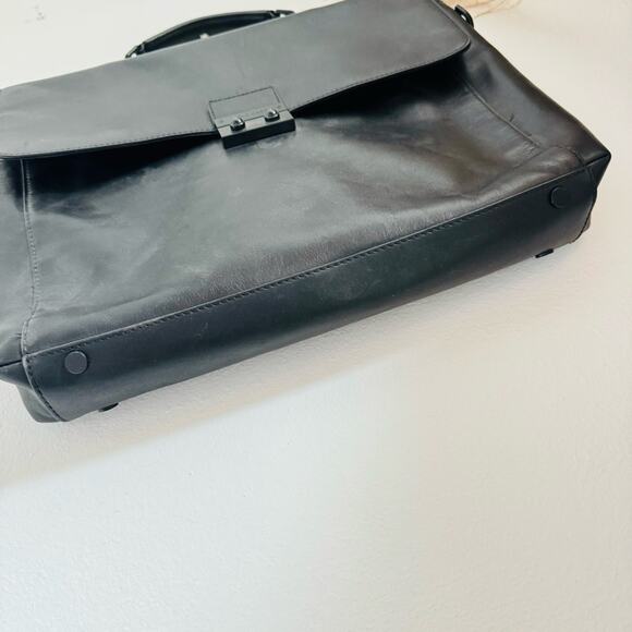 COLE HAAN Black Leather Warner Briefcase Travel Bag Zipper Pocket Laptop Case - Picture 4 of 16